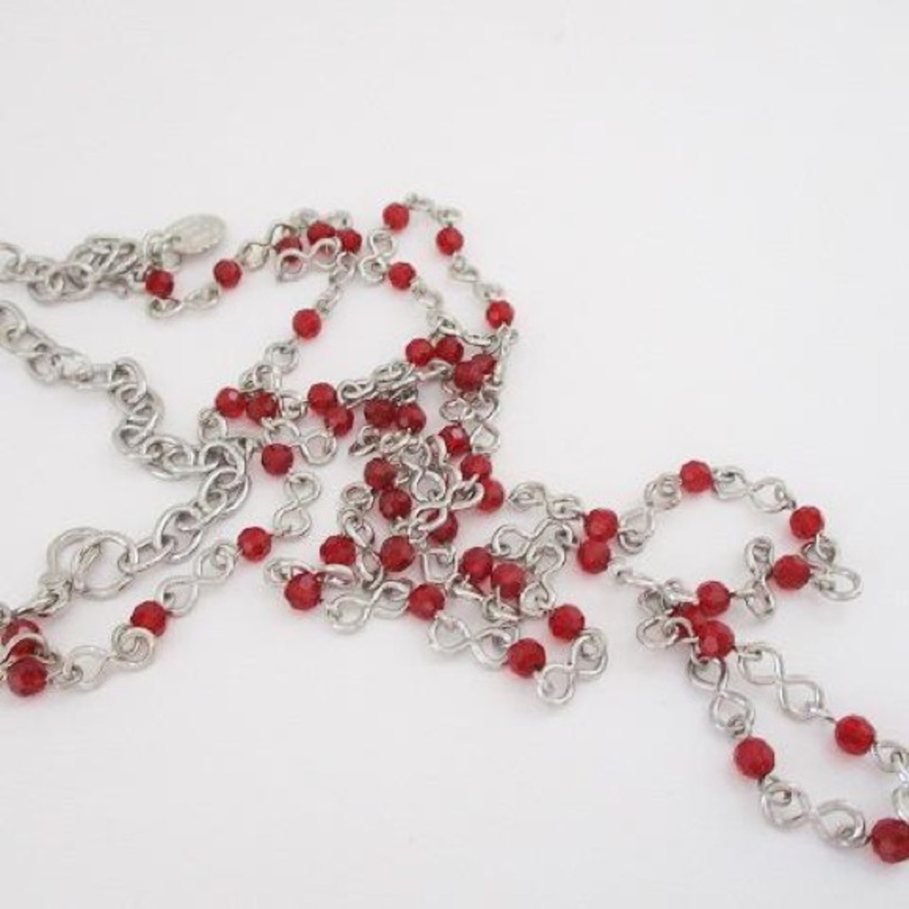 Mialisia red infinity necklace